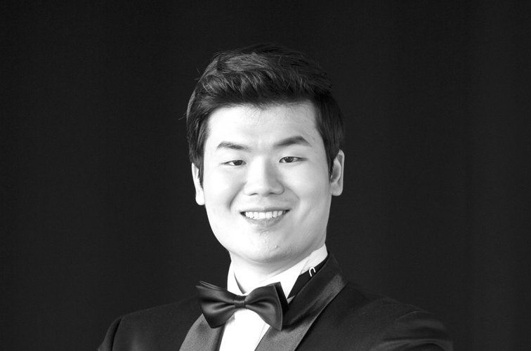 Hoeup Choi (Bariton)